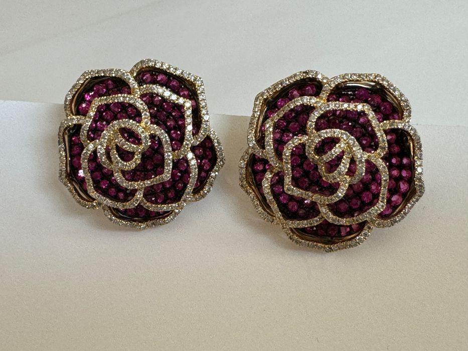 Феноменални 18К Златни Обеци с 4,4К Рубини и 3,2К Диаманти;  ТОП Цена!
