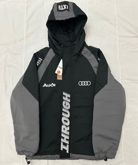 Продаю Ауди ветровку