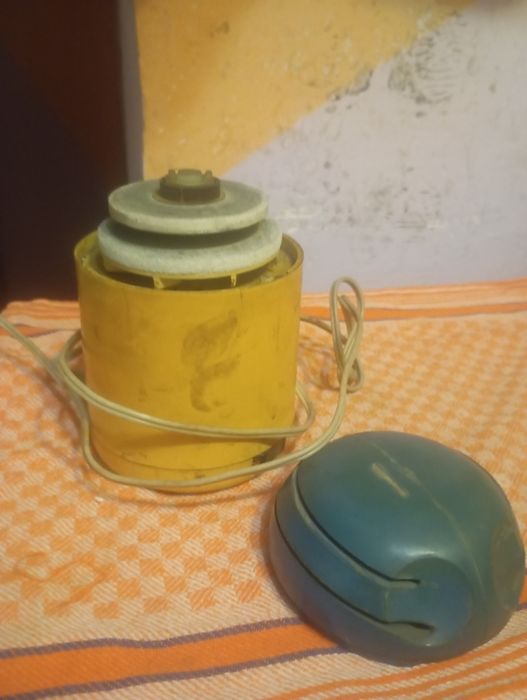 Электрическая точилка для ножей