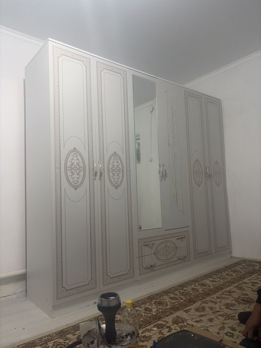 Спальный шкаф сатылады срочно