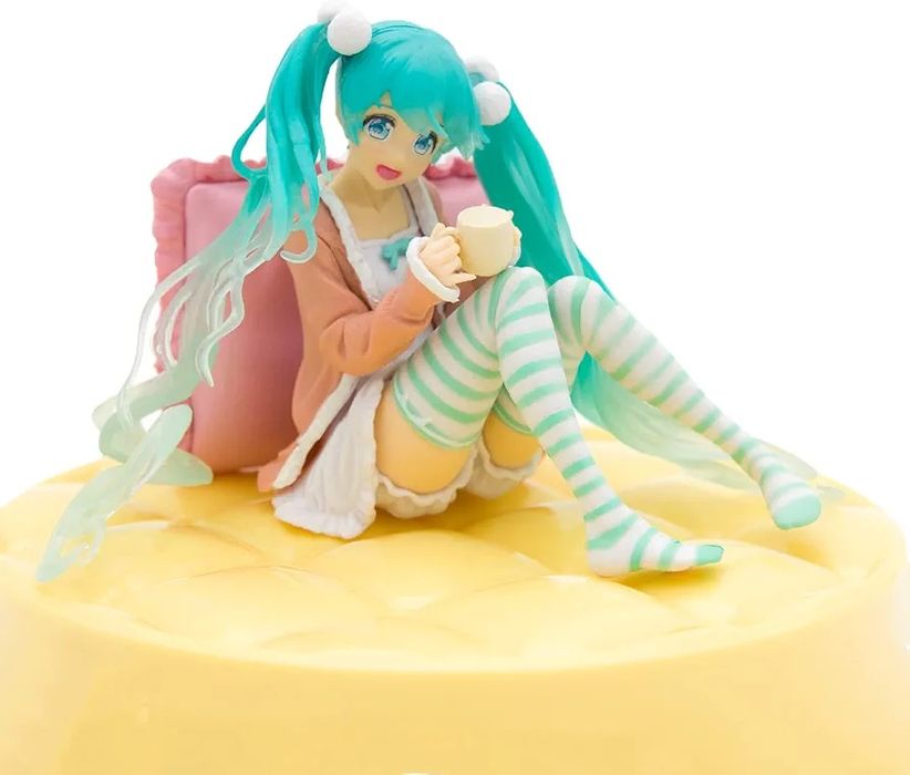 Фигурка Hatsune Miku