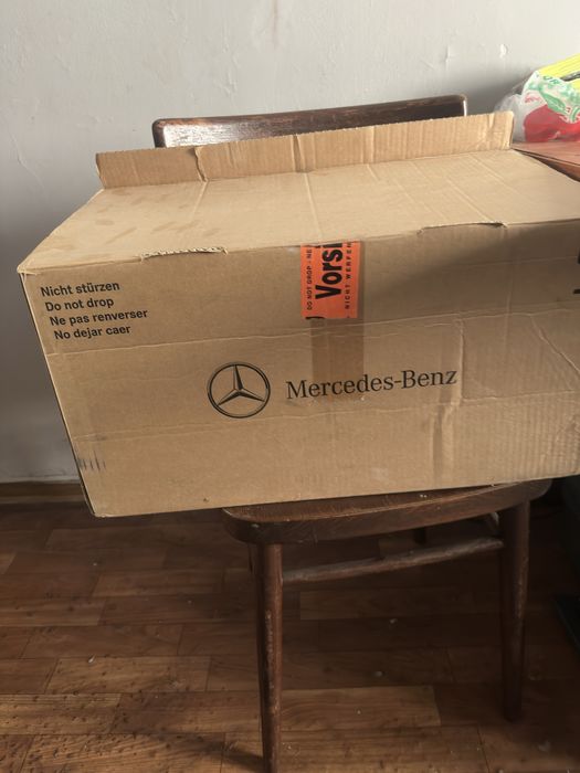 Задний левый фонарь Mercedes-Benz W212 оригинал