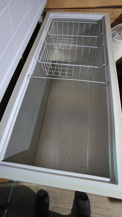 Холодильник Ларь