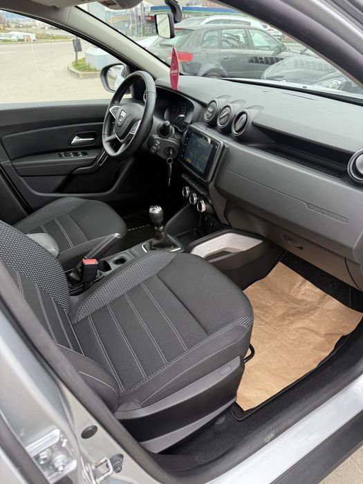 Dacia Duster 1.5 disel 116cp anul 2022 recent adus