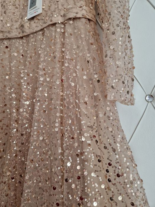 Rochie de ocazie strălucitoare