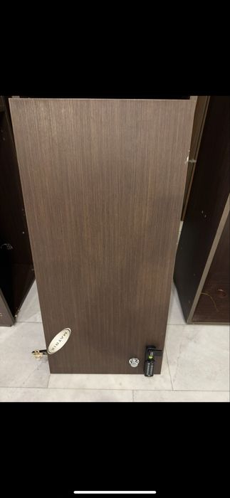 Дървени шкафове за дрехи
