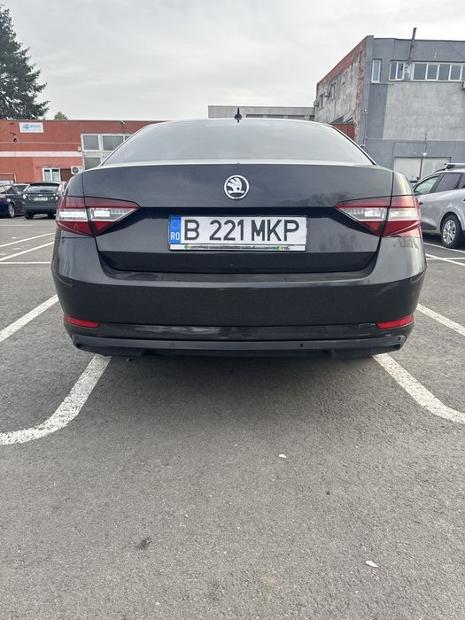 Skoda superb sedan dsg piele 1.6 tdi negru perlat