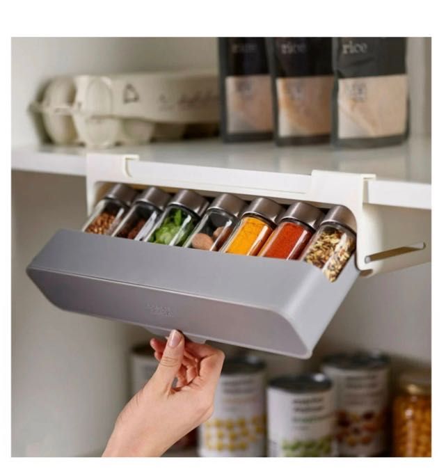 Органайзер за подправки със 7 бурканчета