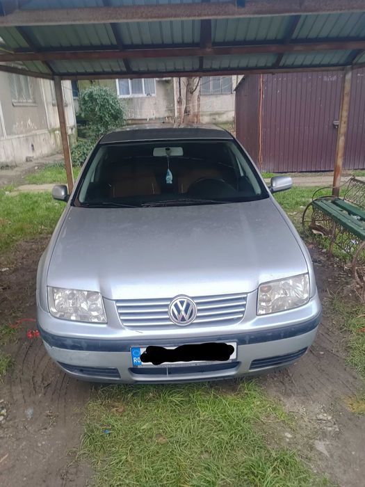 Wolsvagen bora 1.4 2001  stare foarte buna