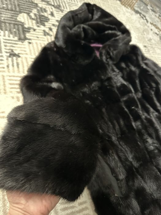 Продам норковую шубу