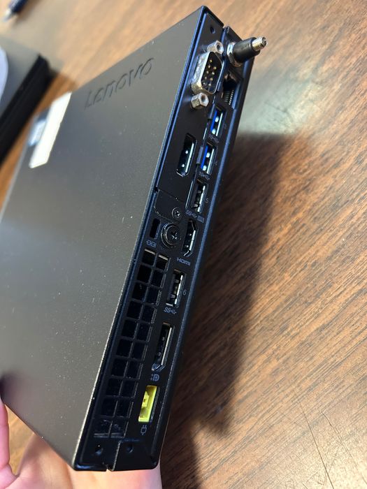 Unitate mini pc Lenovo ThinkCentre M920q, i5 9500t, 16GB, 256GB SSD