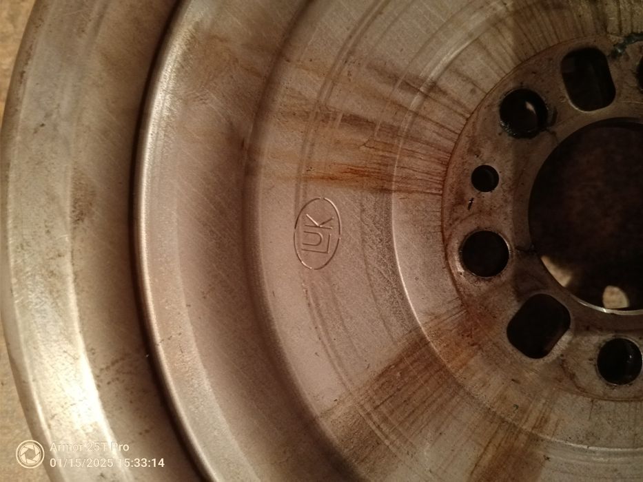 Демпферен  маховик