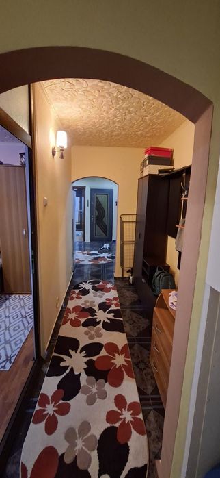 Apartament 3 camere ,etaj 4