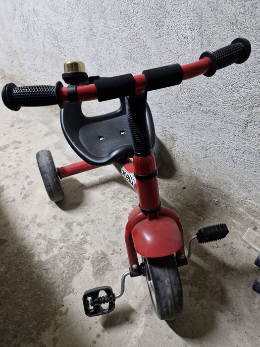 Нова триколка lorelli червена