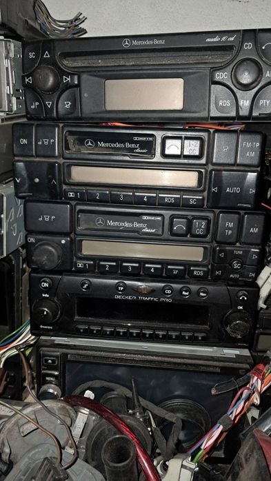 Мерс.124 Центр дефлектор.