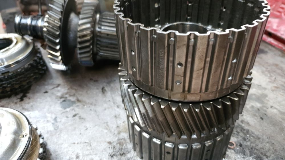 Dezmembrez tractor Fendt 309,310,311,312