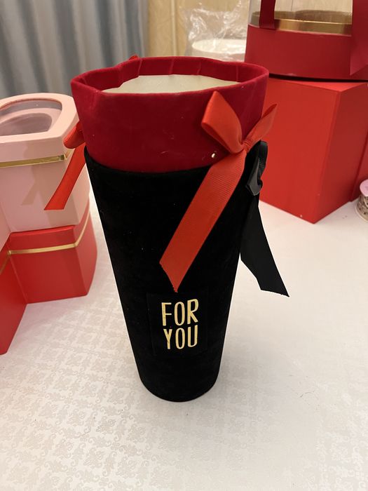 Акссесуары для цветы и подарки