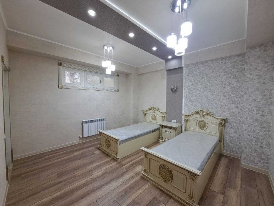 3х комнатная квартира 104кв/м на 3 этаже в красным доме-Вокзал