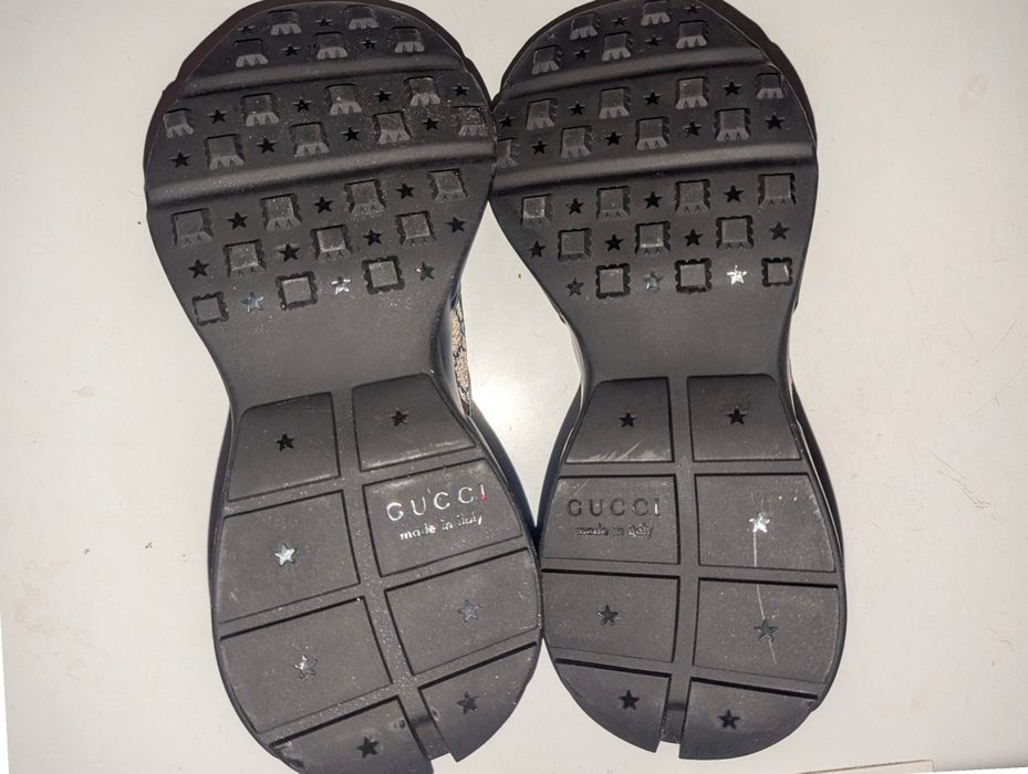 Vind Gucci ryton