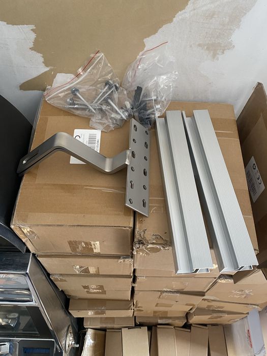 Кабели за соларни панели крепежи