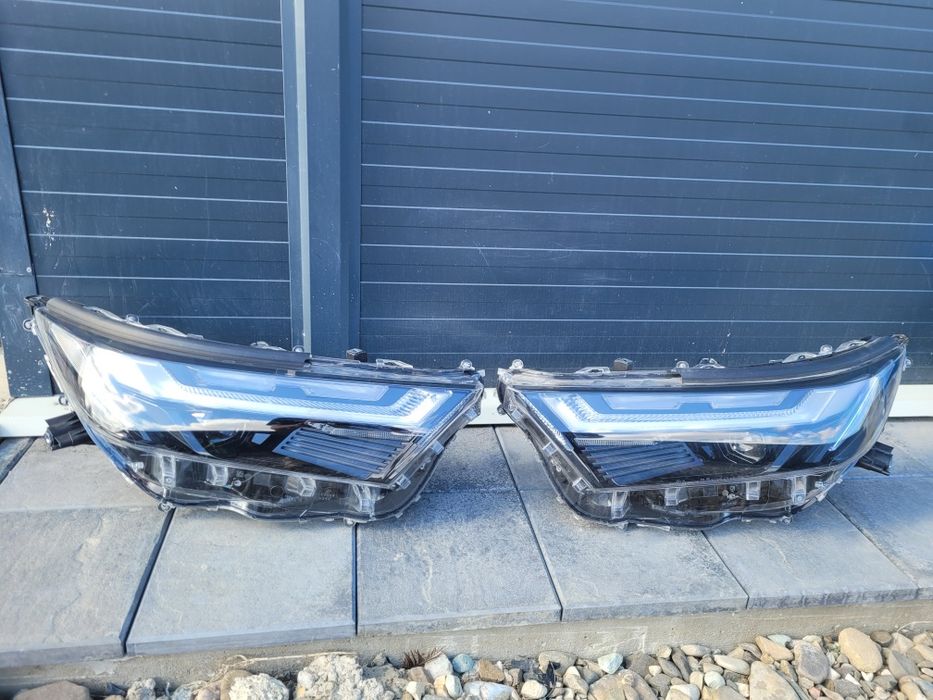 Faruri Toyota Rav-4 Full Led Facelift 2023+
