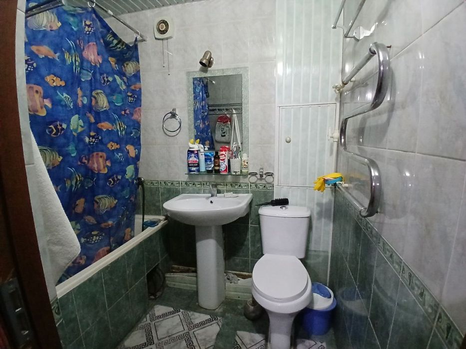 3-х комнатная, на Чиланзаре  напротив 2-квартала