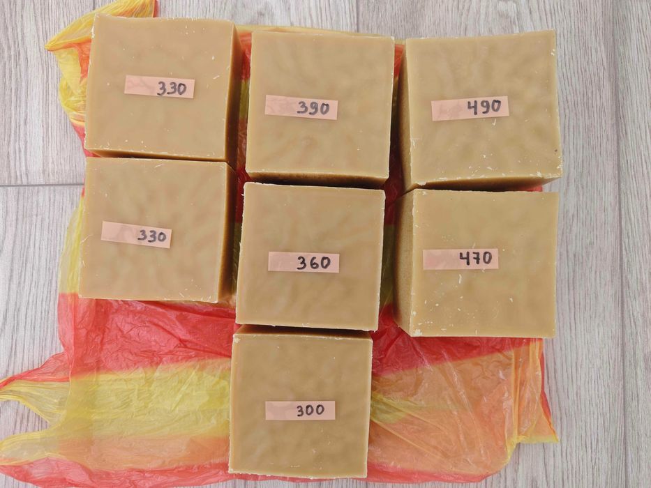 Натурален чист пчелен восък - тройно претопен (собствено производство)