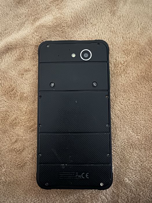 De vanzare telfon pret 1000 de lei negocabil sau schimb cu orice mai