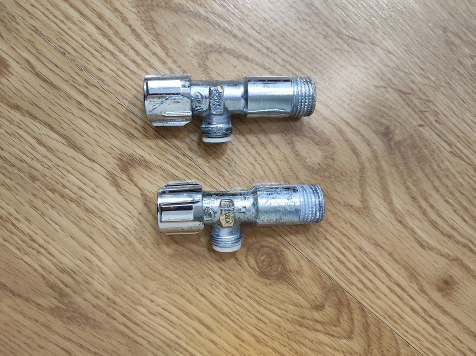 Продам смесители для раковины!