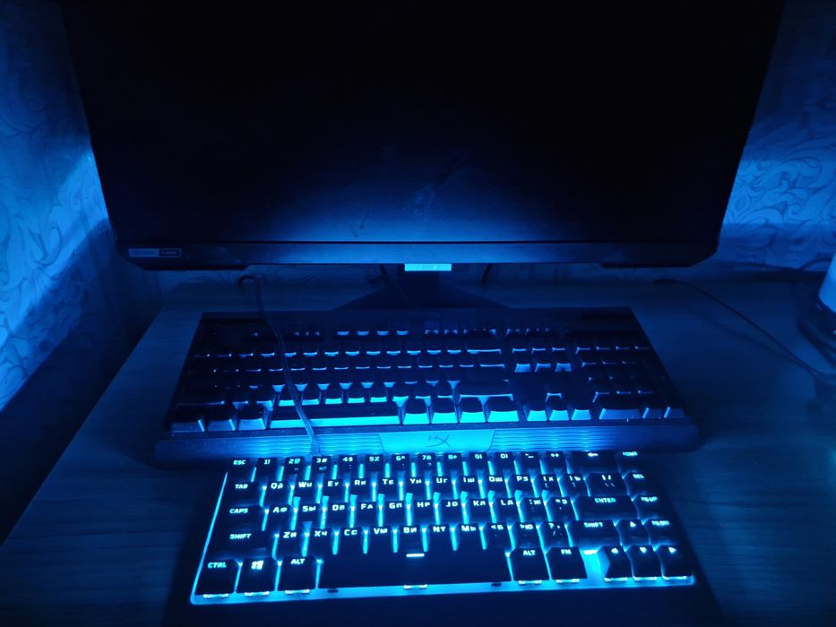 Клавиатура HyperX Alloy Origins 65