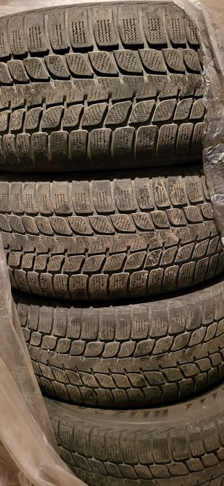 Покрышка ЗИМНИЙ состояние хороший