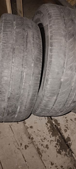 Продам резину не дорого.