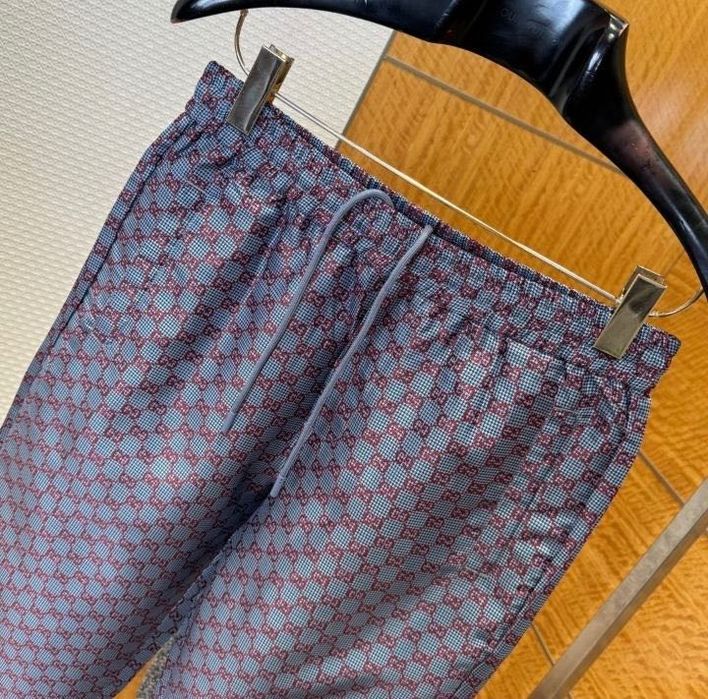 Панталон Gucci...