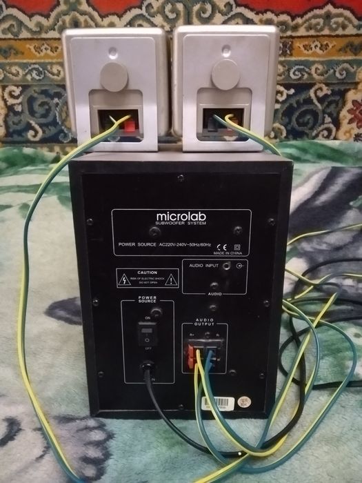 Сабвуфер Микролаб М-600.