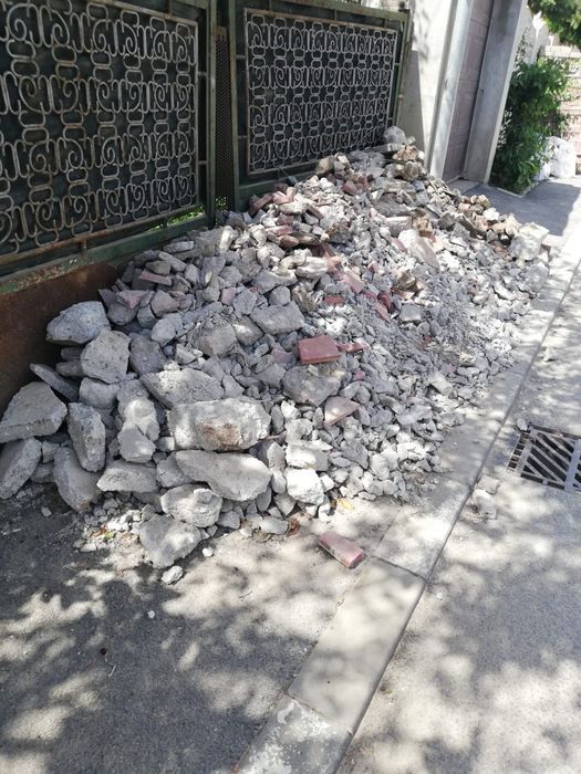 Debarasare apartamente garsoniere poduri