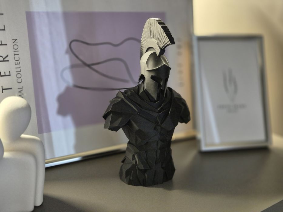 Статуетка Спартанец – модерна 3D фигура 17 см.