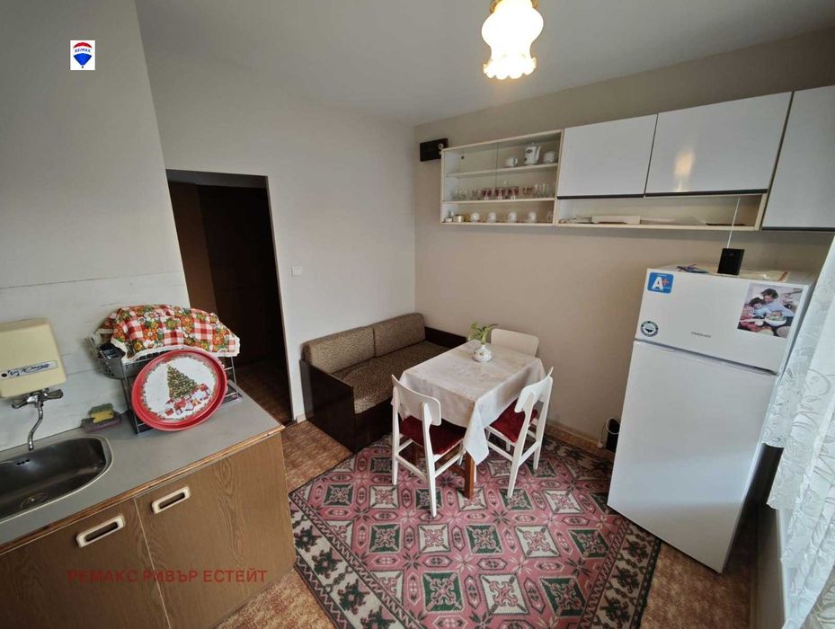 Дава се под наем Едностаен апартамент в Русе, Център - 48 кв.м за 248.88 € - Снимка #1