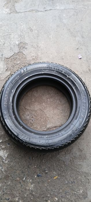 Шины для машины.