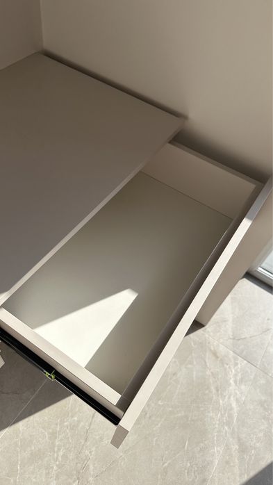 Продам консоль новая