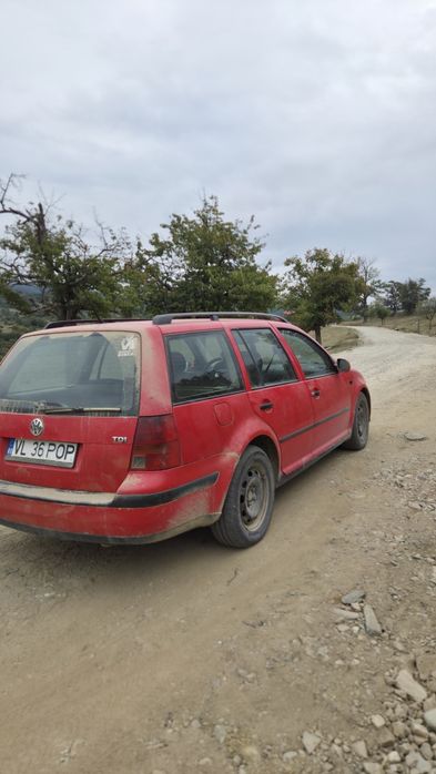 Vand/schimb/dezmembrez golf 4