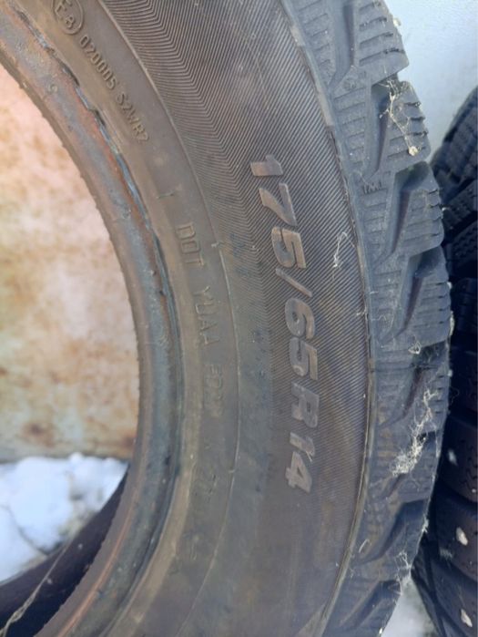 Продается шины .