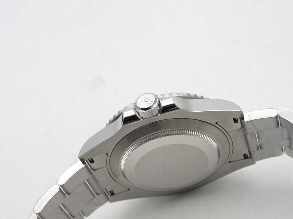 Rolex Submariner 126610LV "Starbucks" 41mm – Зелен керамичен безел – Черен циферблат – реални снимки