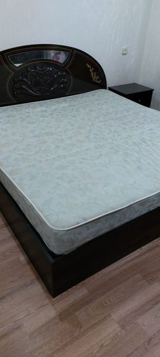 Отдам матрас 180×190 бесплатно самовывоз.