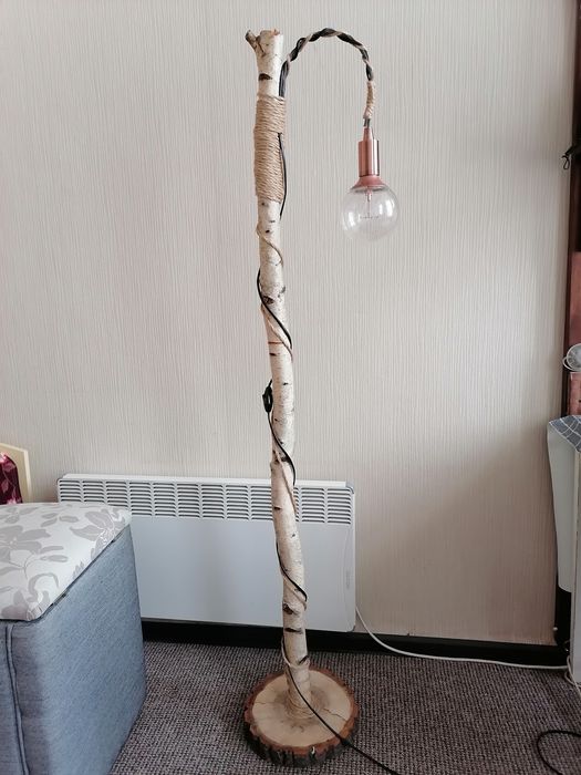 Лампа от естествени материали