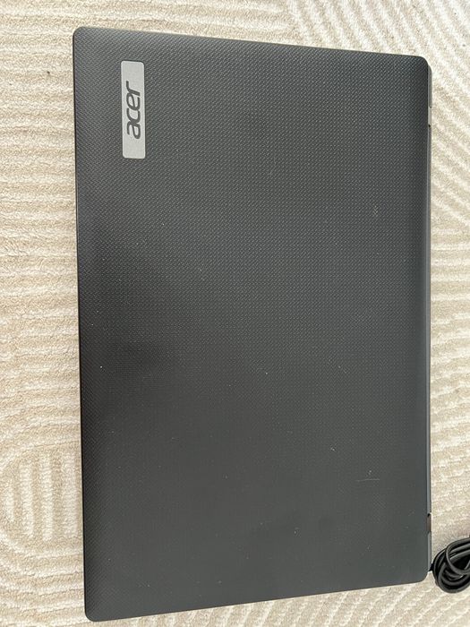 Acer Core i3, 500gb 3gb RAM