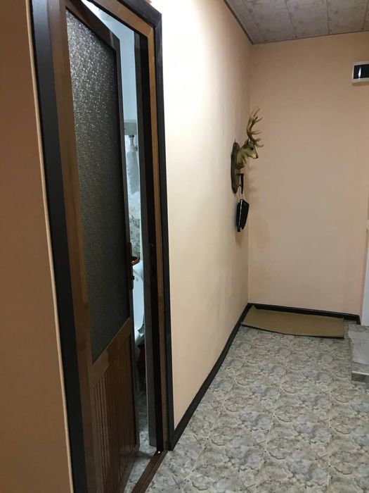 Сдается 2 х комнатная квартира в микрорайоне !