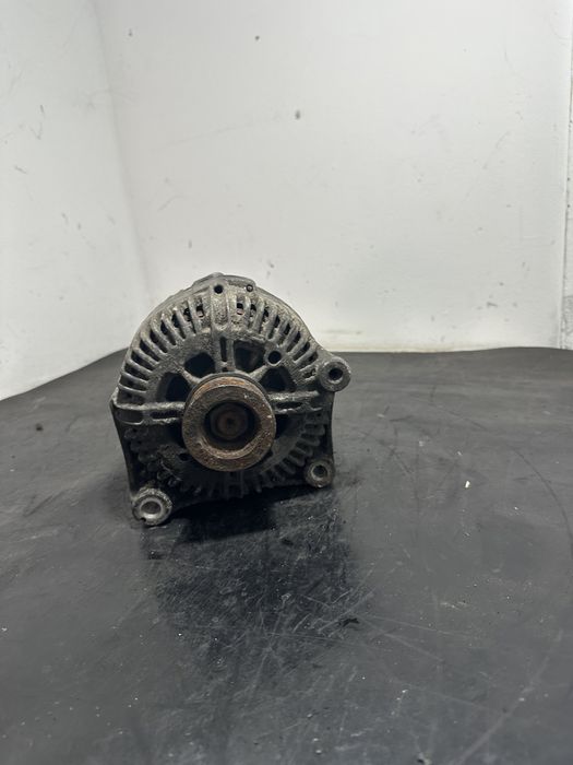 Alternator BMW Seria E60 E61  530d 525d 2.5 diesel 3.0 diesel