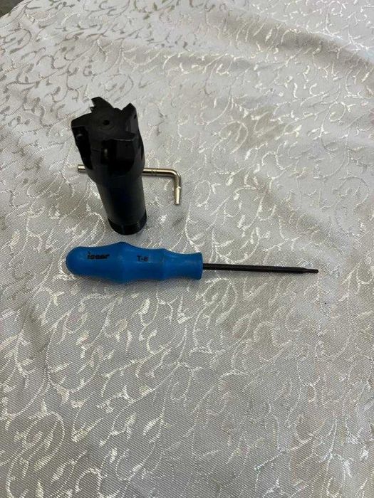 ISCAR  Твердосплавные ставки , вреза и держатель