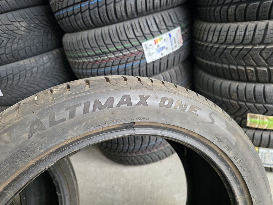 235/45/18 GENERAL 4бр