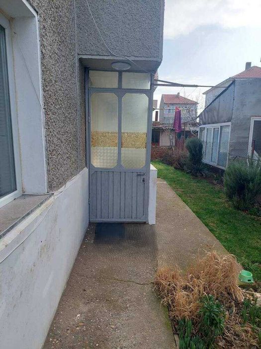 Етаж от къща в Каварна